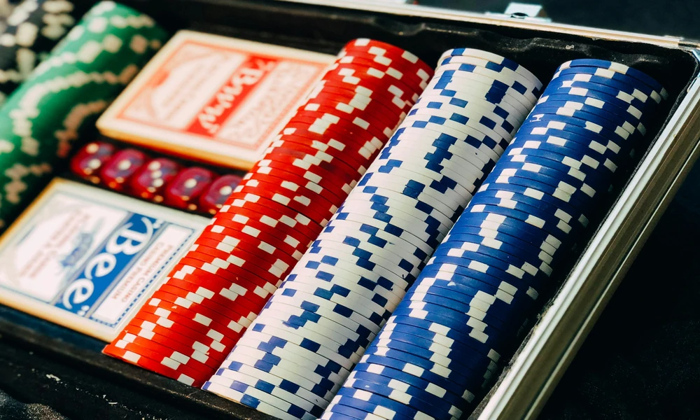 Optimize Slot Sessions By Pairing Low Volatility Games With Wager Free Bonuses